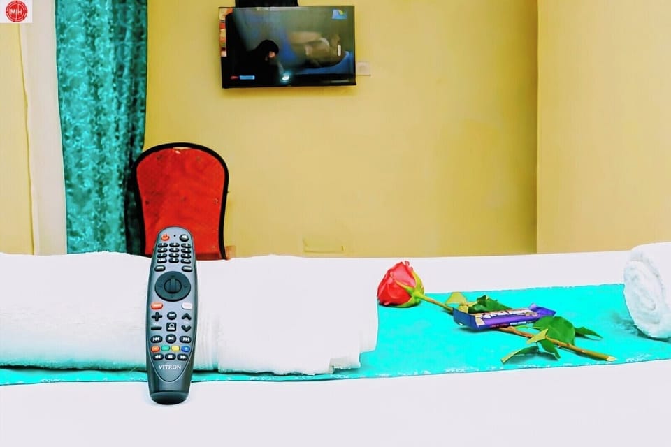 Basic Studio Suite, City View | Terrace/patio