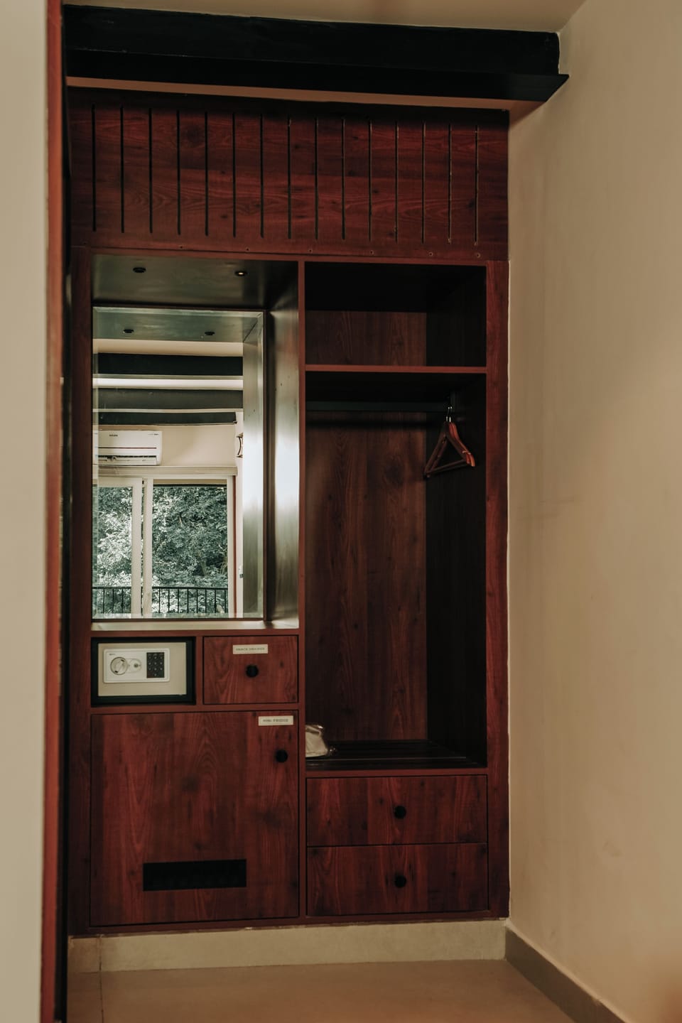 Standard Double Room, Balcony | In-room safe, iron/ironing board, free WiFi
