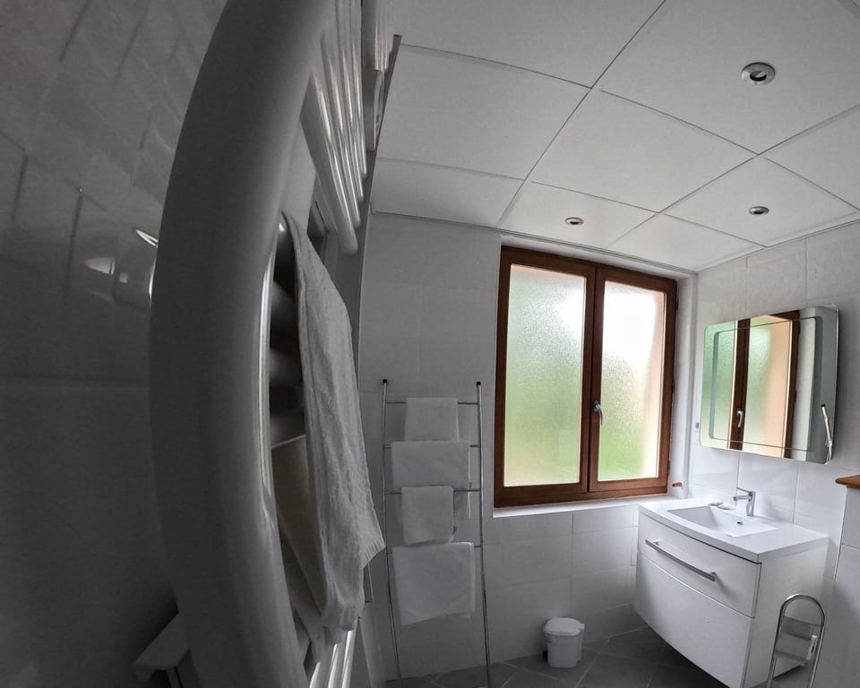 Premium Double Room, Garden View (CH5 / Les Coquelicots) | Free WiFi