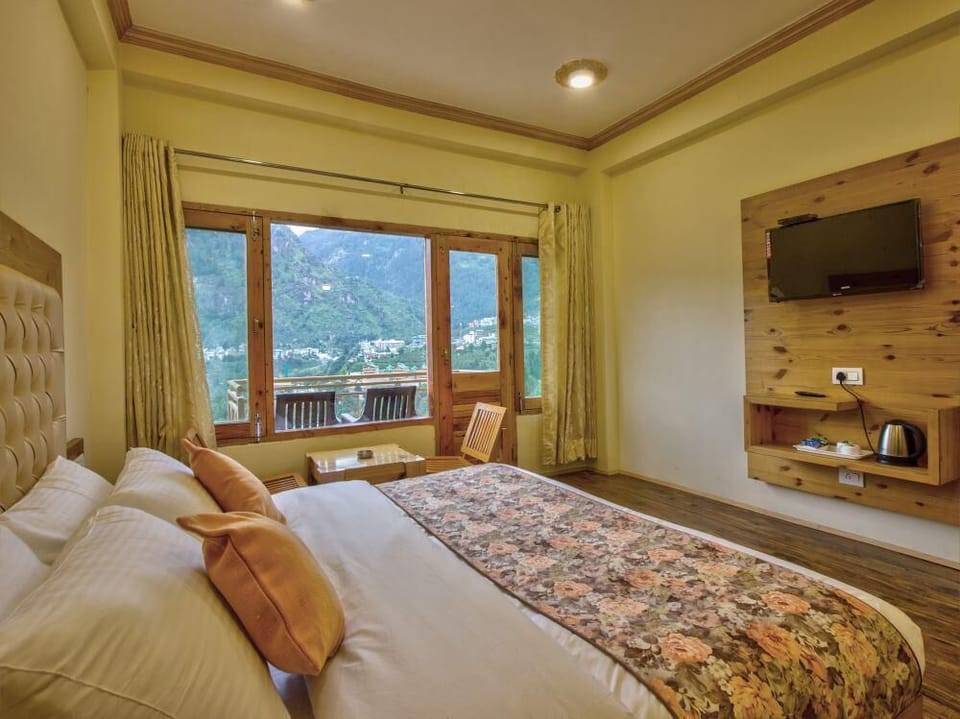 Premium Double Room | Free WiFi