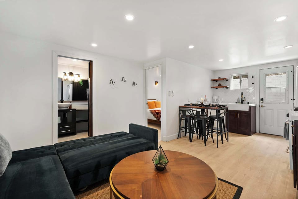 Living Room | Smart TV & Sectional Sofa