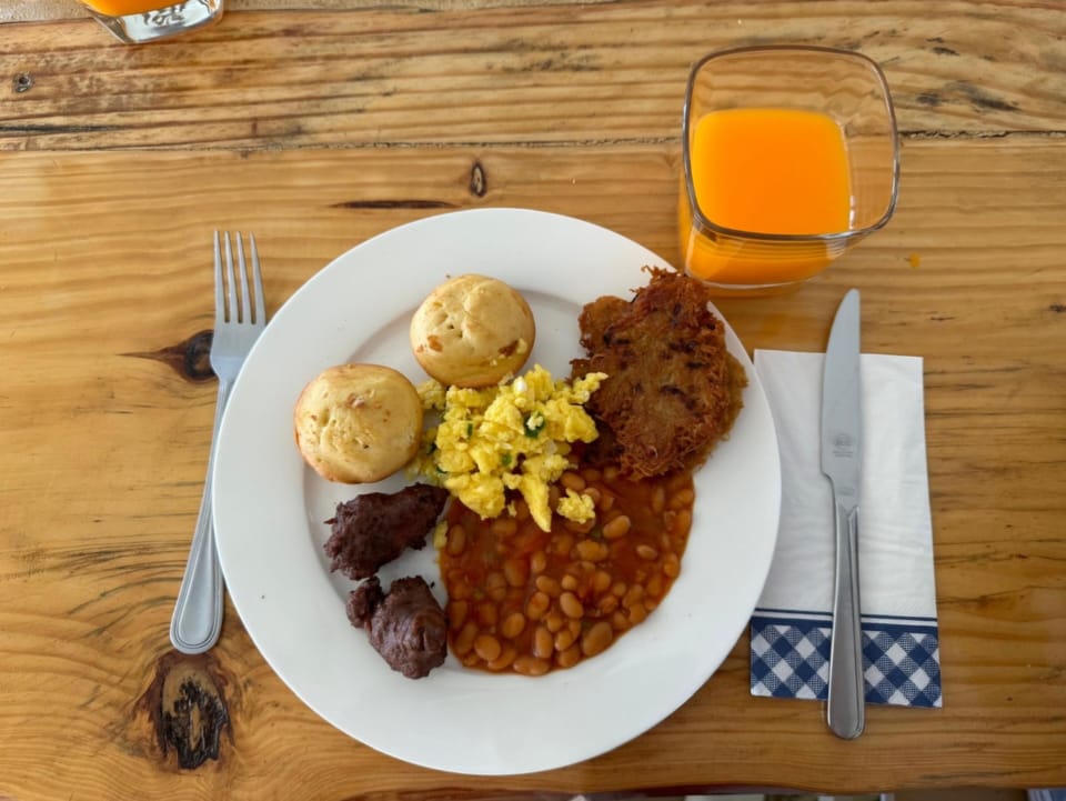 Breakfast meal