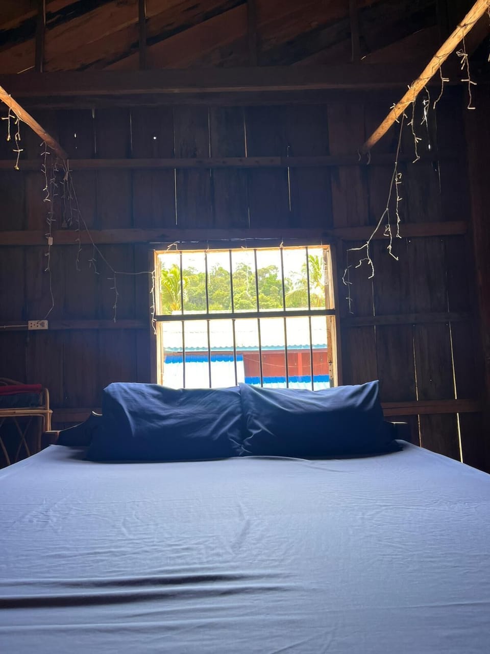 Basic Room | Bed sheets