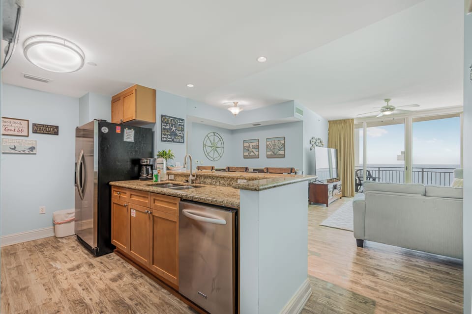 Full Kitchen