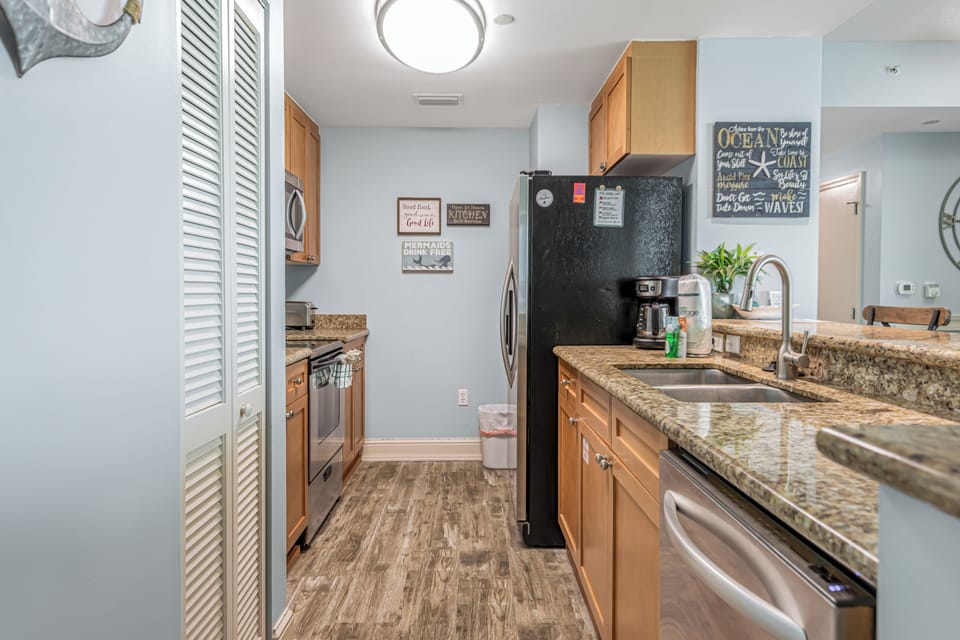 Full Kitchen