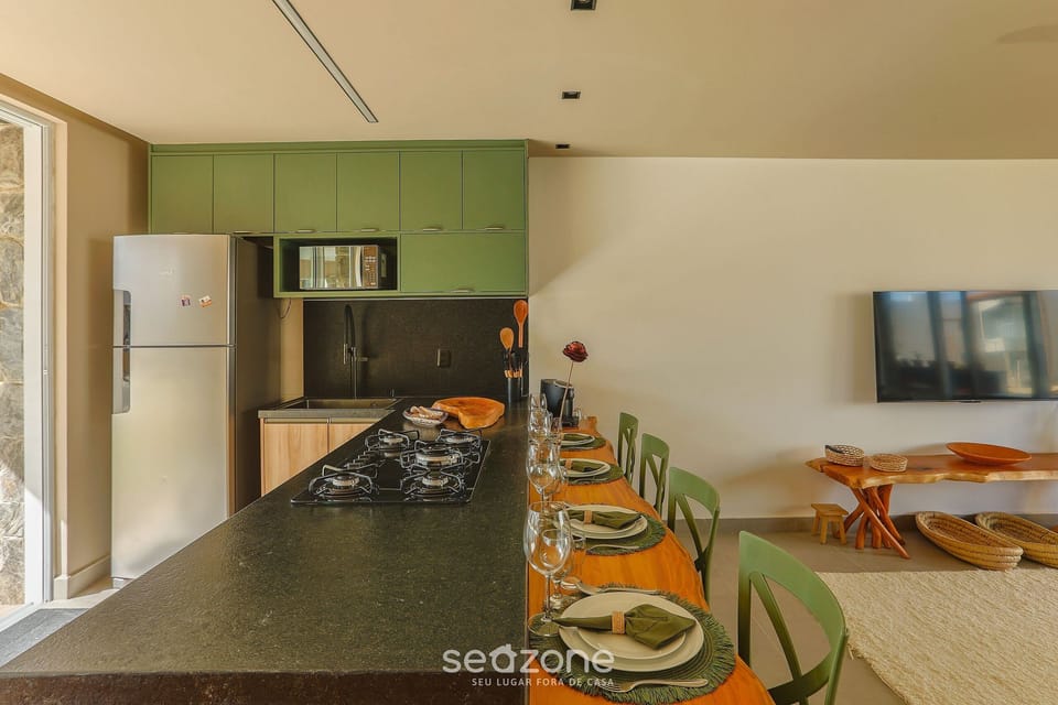 Cookware/dishes/utensils