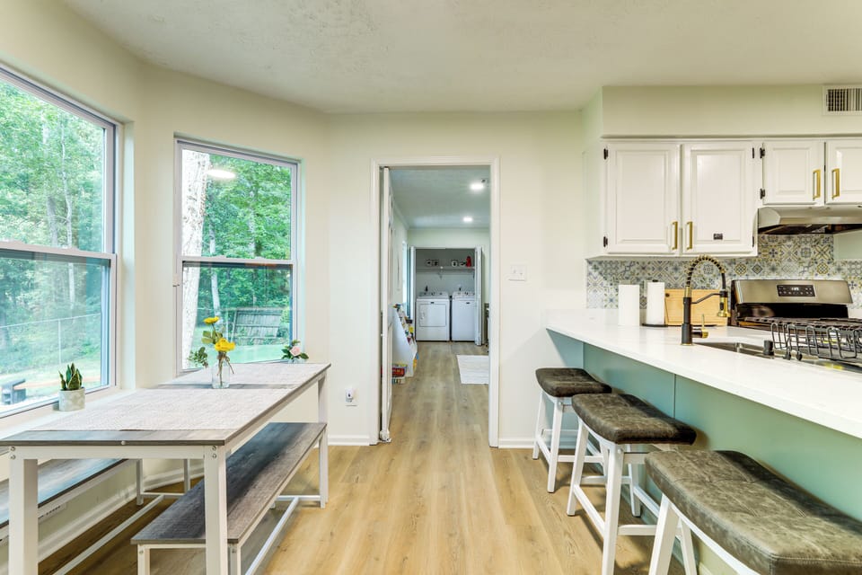 House (4 Bedrooms) | Interior