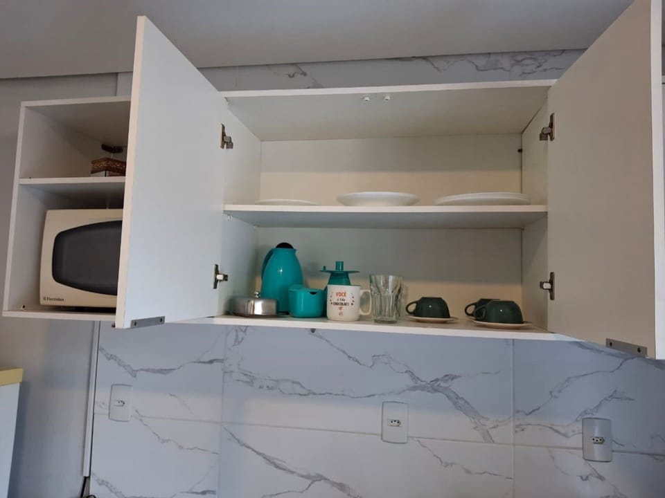 Honeymoon Apartment, Garden View | Private kitchen | Fridge, microwave, oven, cookware/dishes/utensils