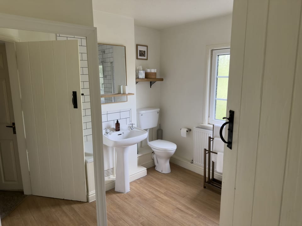 2 Aqueduct Cottages Cottage in England