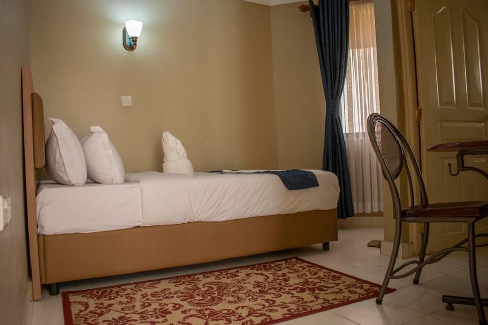 Deluxe Double Room, Garden View | Free WiFi, bed sheets