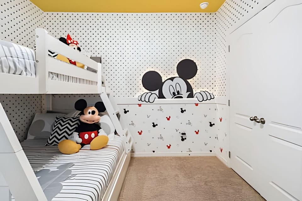 Bunk bed,Bedroom