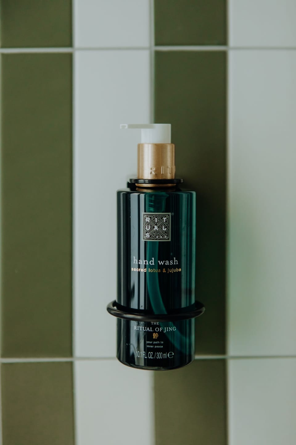 Shower, eco-friendly toiletries, hair dryer, towels