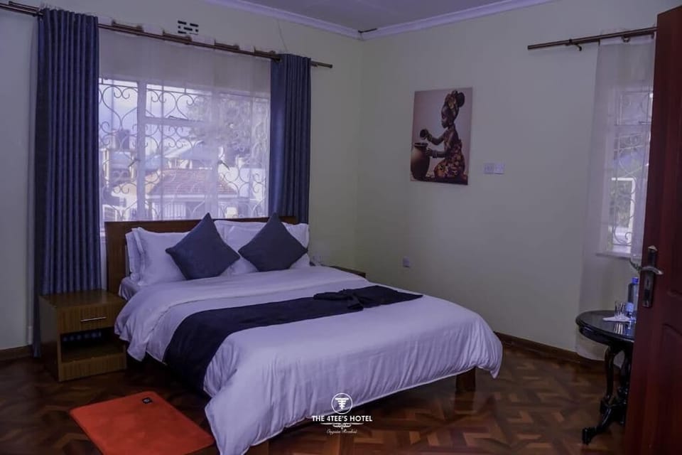 Deluxe Double Room, Garden View | WiFi (free), bed sheets