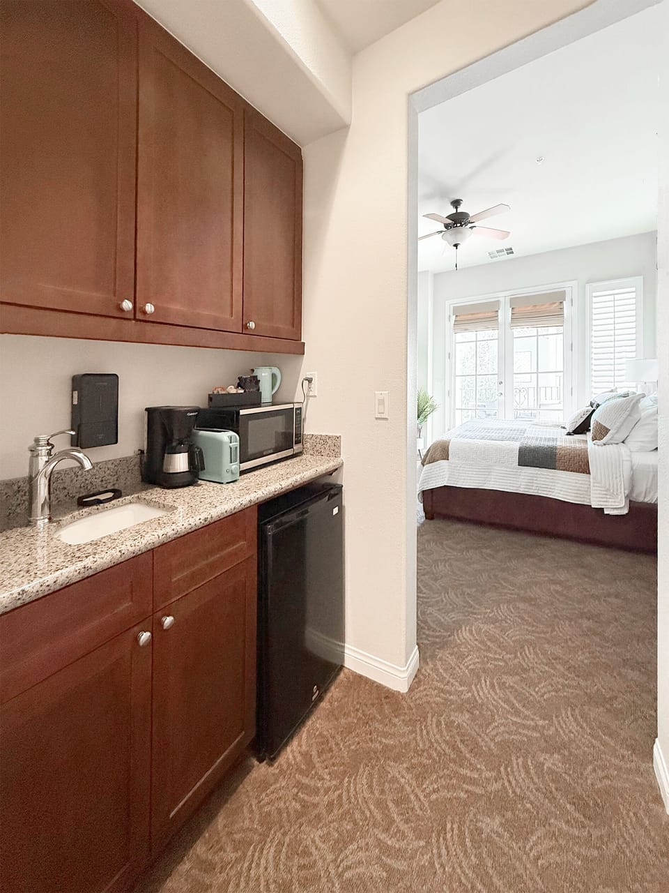 Unit B Kitchenette 3