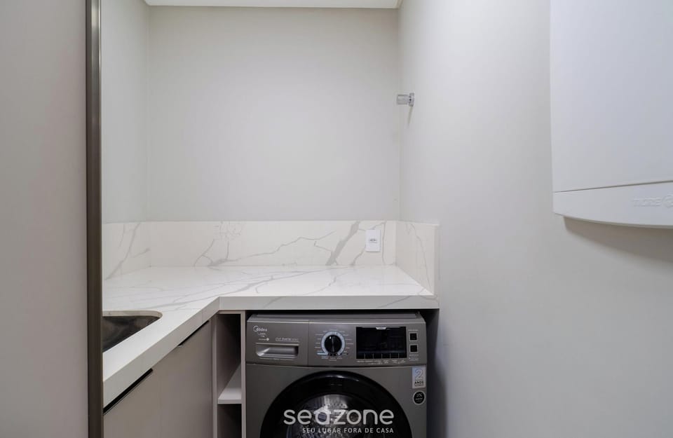 Ap w/ Barbecue and Pool 350m Jurere Beach Jpr201 Apartment in Florianopolis