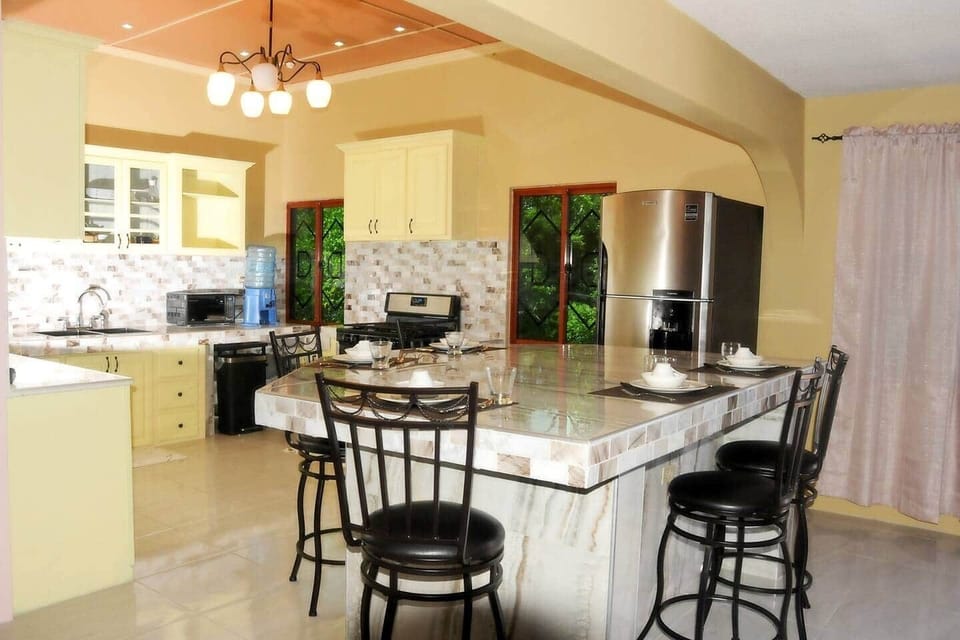 2nd Floor Dining area