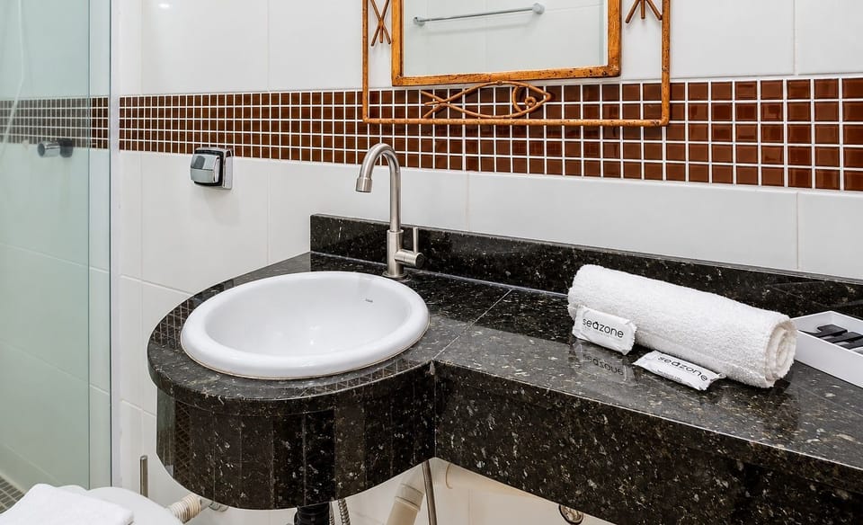 Apart Foot on Sand for Couples in Floripa Ida105 Apartment in Florianopolis