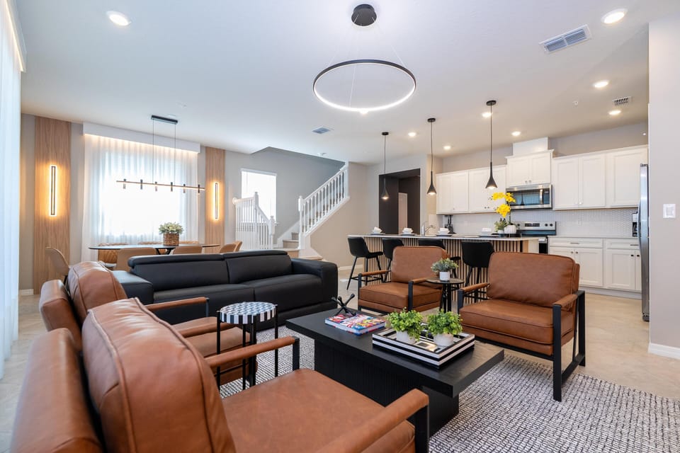 Living Room + Smart TV