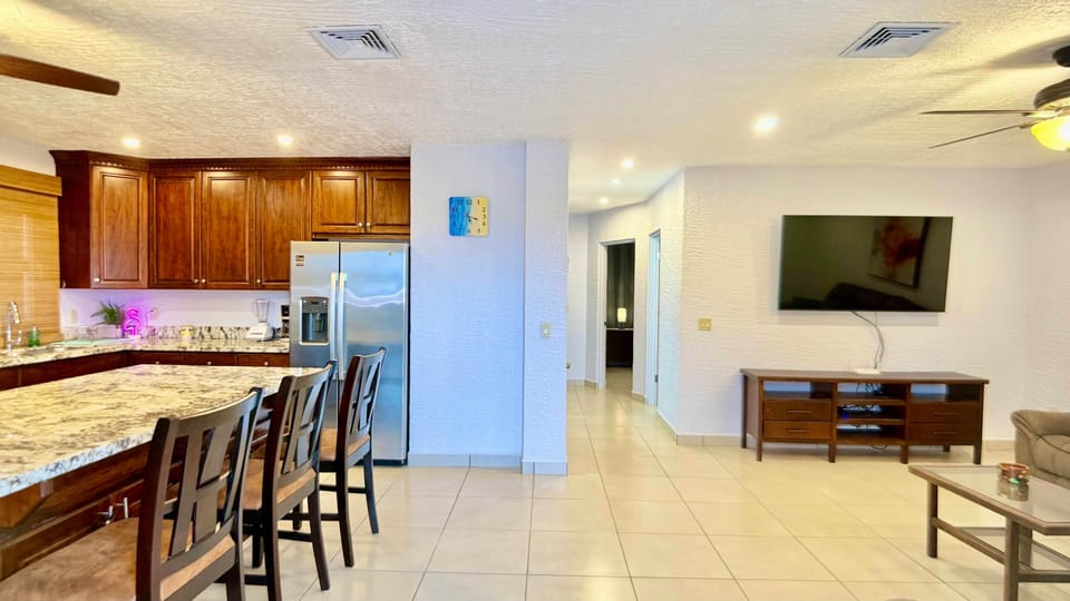Open space with kitchen and living room