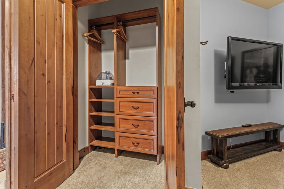 Closet