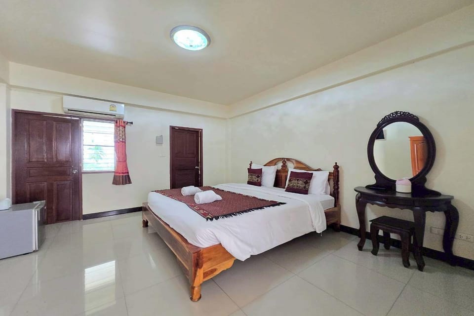 Standard Double Room | Free WiFi