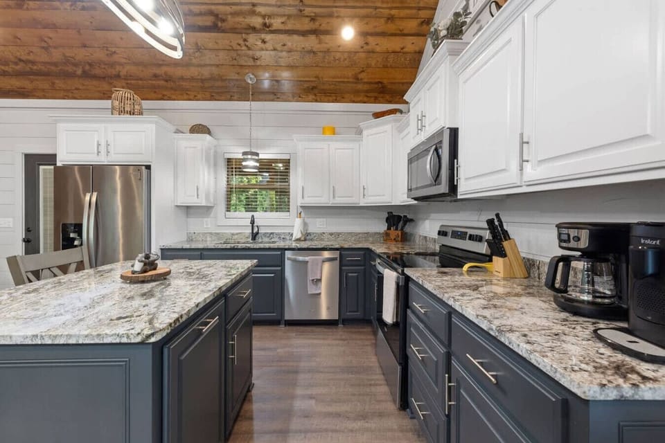 Modern kitchen with everything needed for home-cooked meals