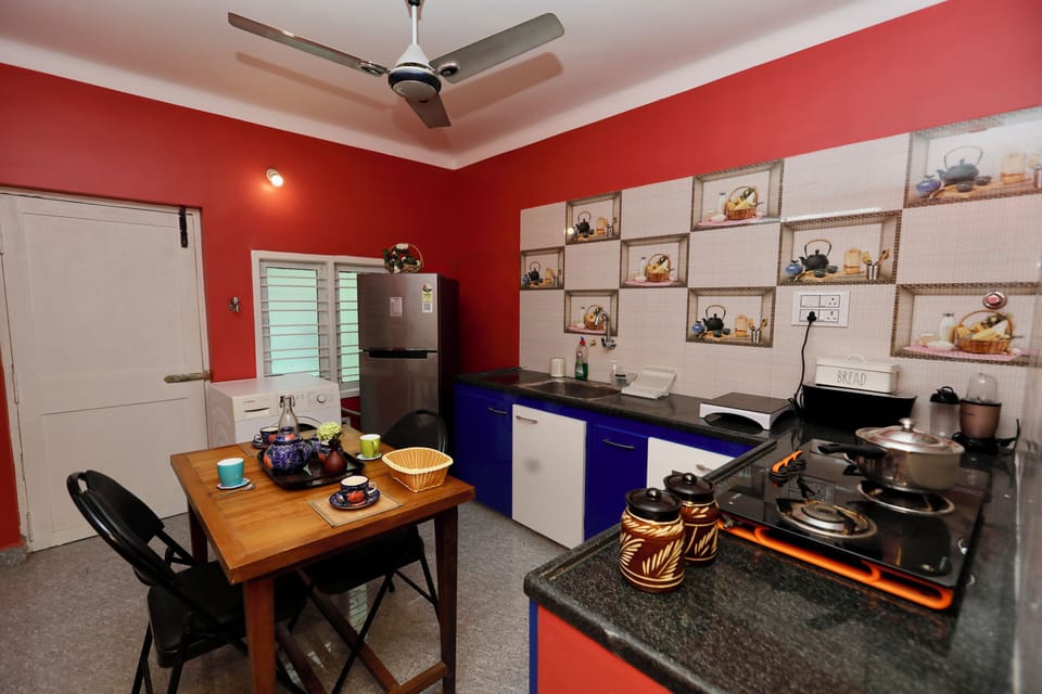 Family Villa | Private kitchenette | Full-size fridge, rice cooker, mixer, cookware/dishes/utensils