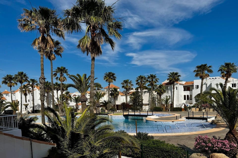 Holiday Home Swimming Pool