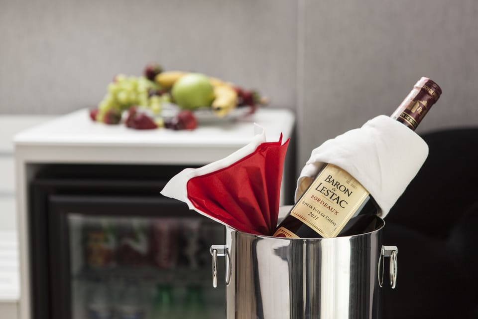 Room service - dining