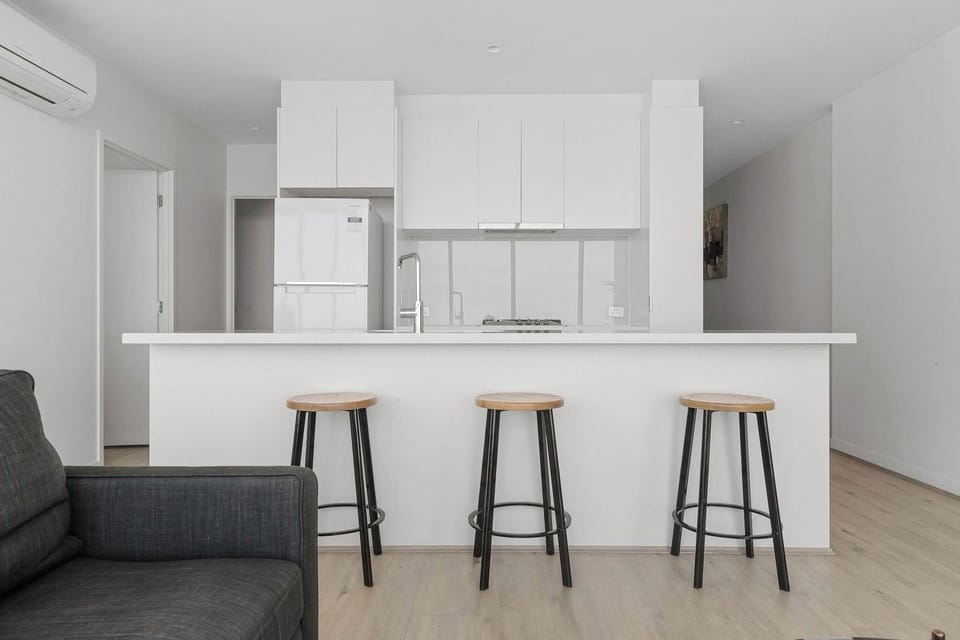 An equipped kitchen.