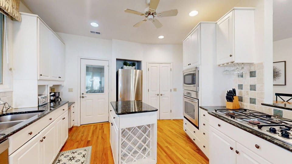 Fully Stocked Kitchen
