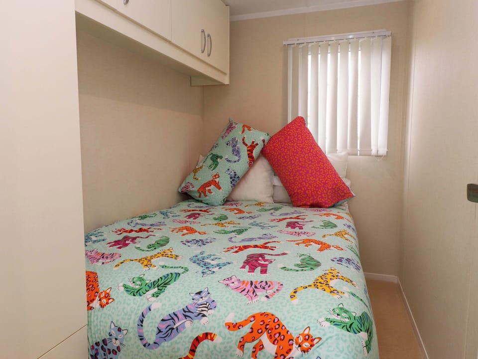 3 bedrooms, individually decorated, individually furnished, free WiFi
