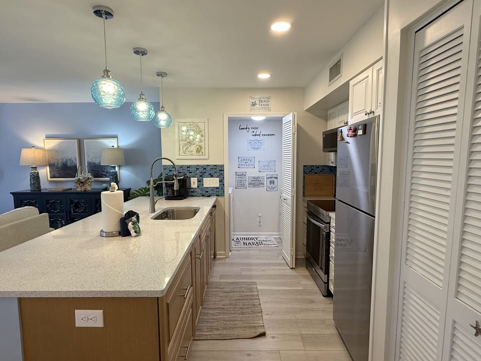 Kitchen/Laundry