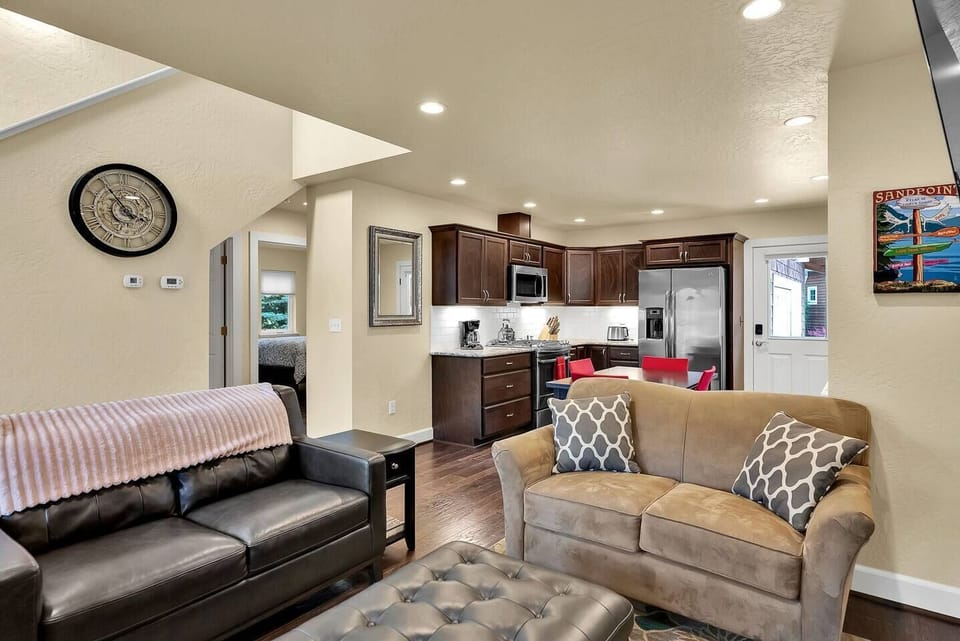 20a95086-e6f7-4260-8255-2797f14e8870