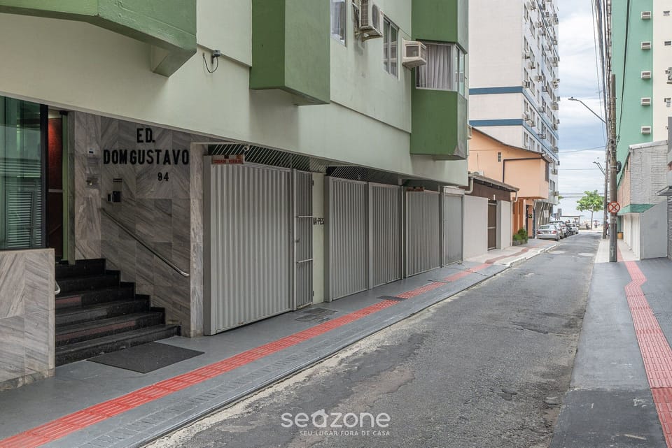 Basic Apartment | Exterior