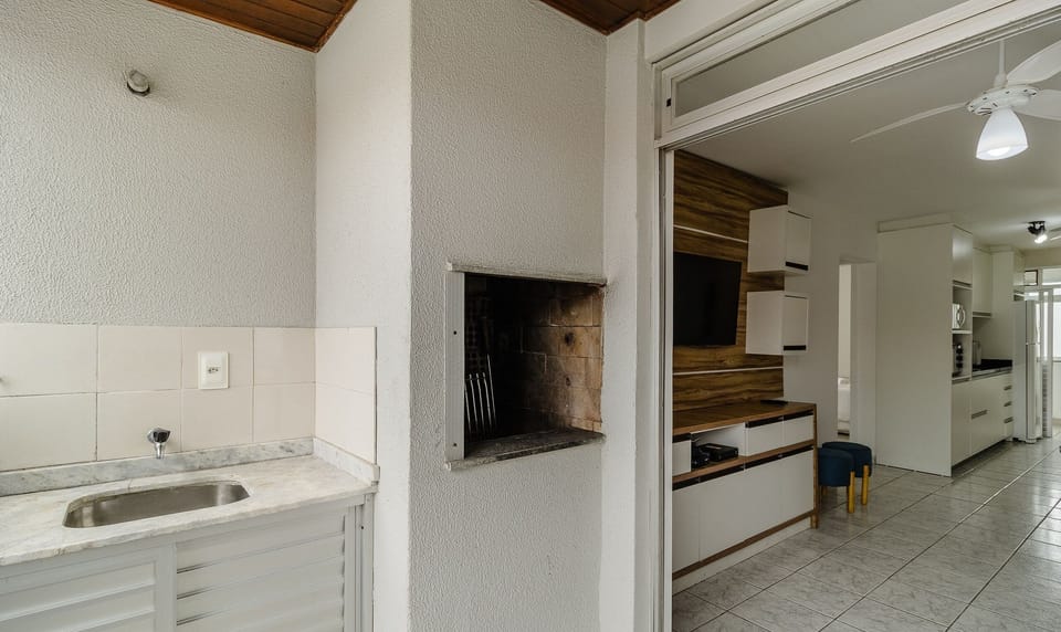 Basic Apartment | Private kitchen | Cookware/dishes/utensils