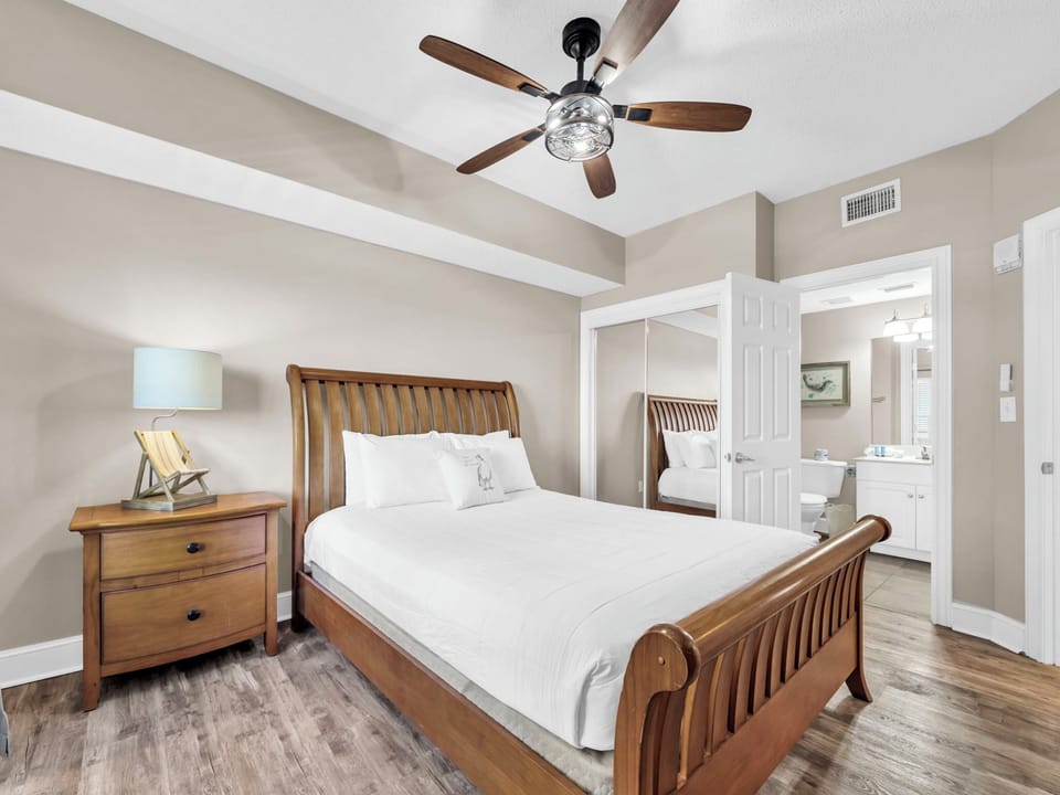 Guest bedroom