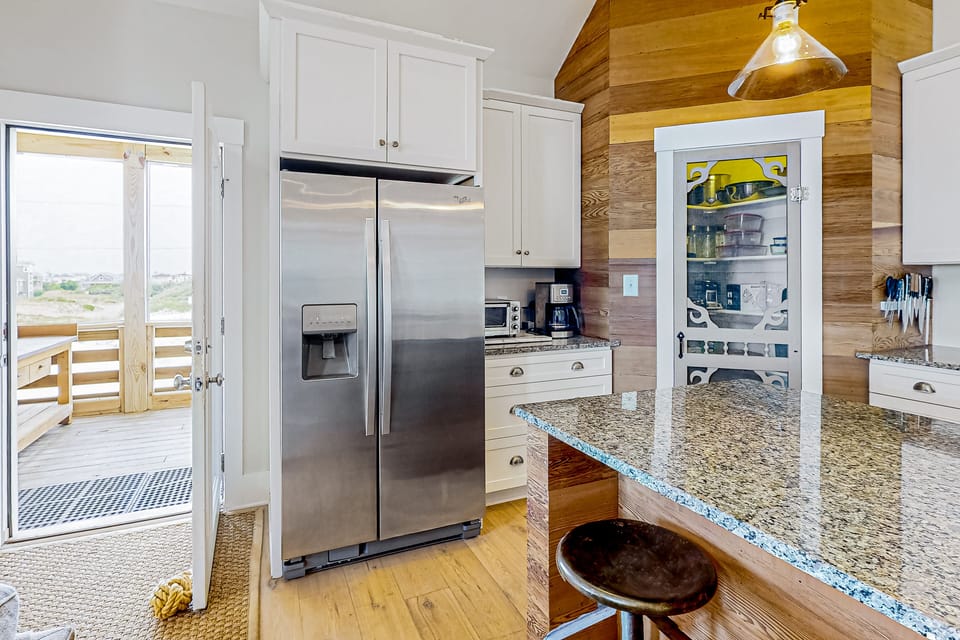 CAR03: The Beach House | Kitchen