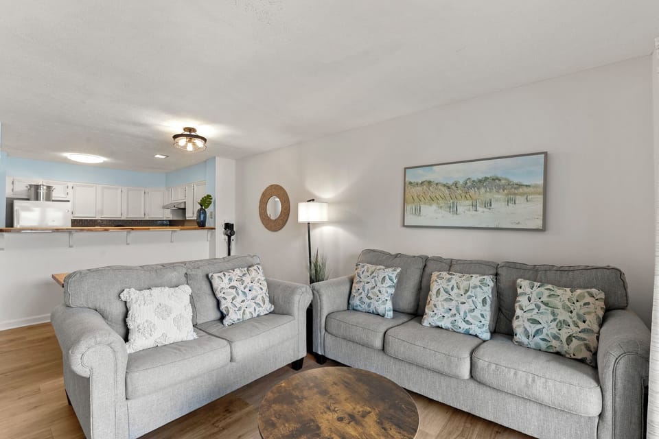 OSF27: Bammer's Beach Spot | Living Area