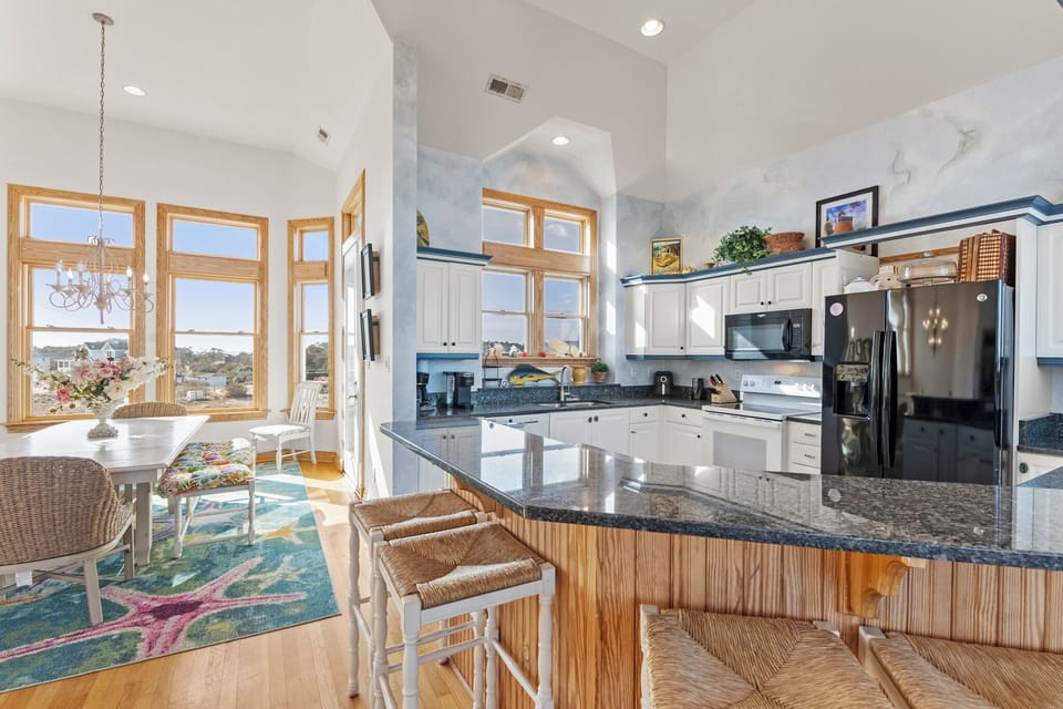 VOH02: Jewel of the Deep | Top Level Dining Area And Kitchen