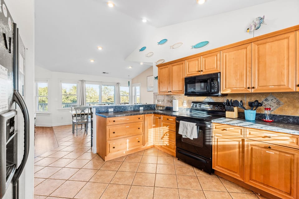 DU226: Old KenDucky Home | Kitchen