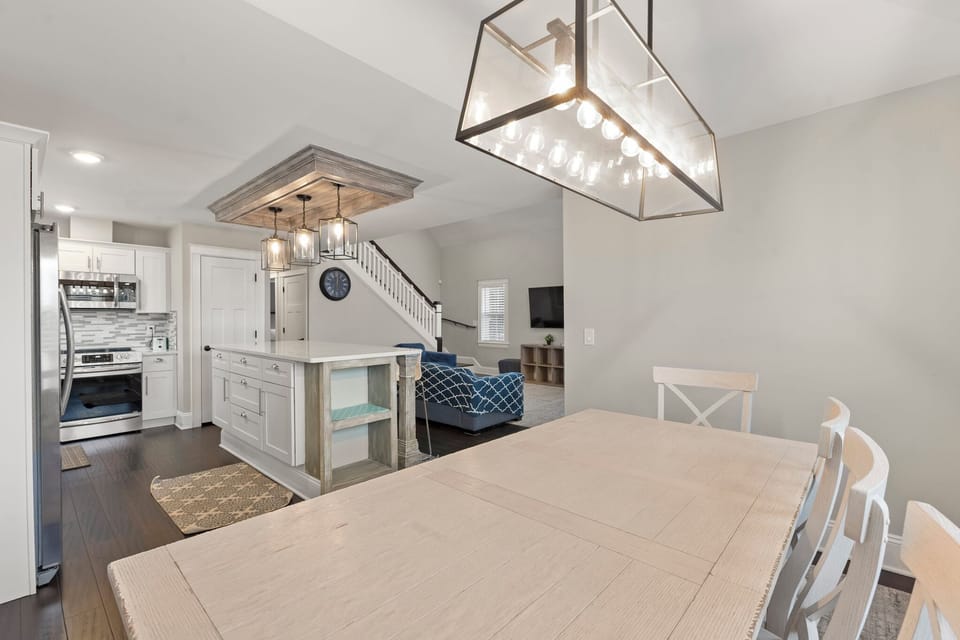 KDS0705: Beachy Dunes OBX | Mid Level Dining Area