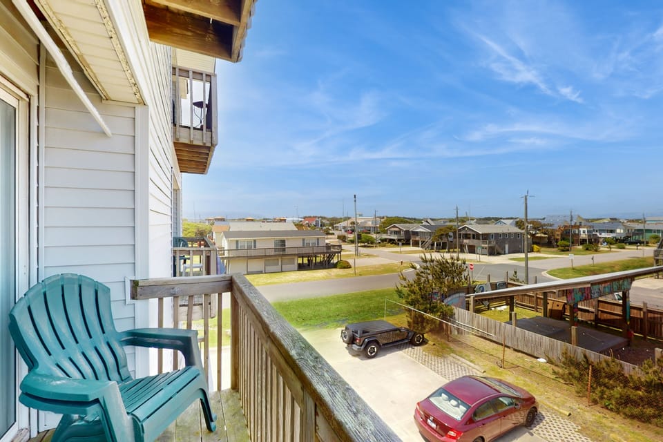 KDS011: Outer Banks Escape | Balcony