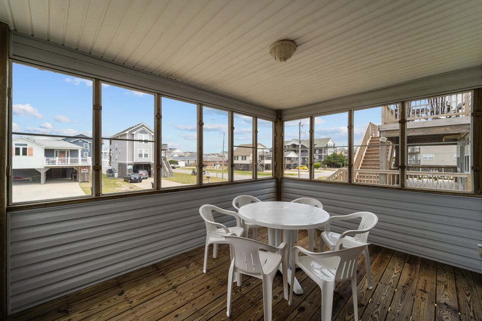 KDS2071: Sandpiper Cottage | Screen Room  | Seating