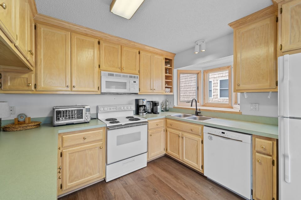 KDS2071: Sandpiper Cottage | Kitchen