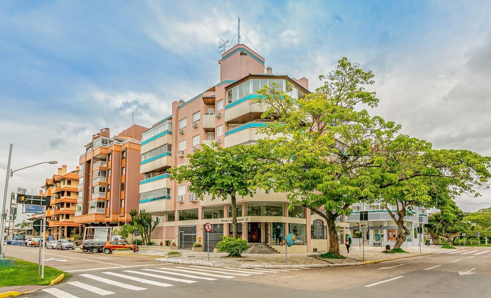 Basic Apartment | Exterior