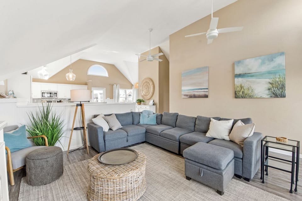 GR2401: Come Away | Top Level Living Area