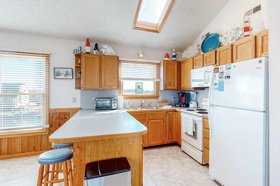 NHCG10: Dockside Landing | Kitchen