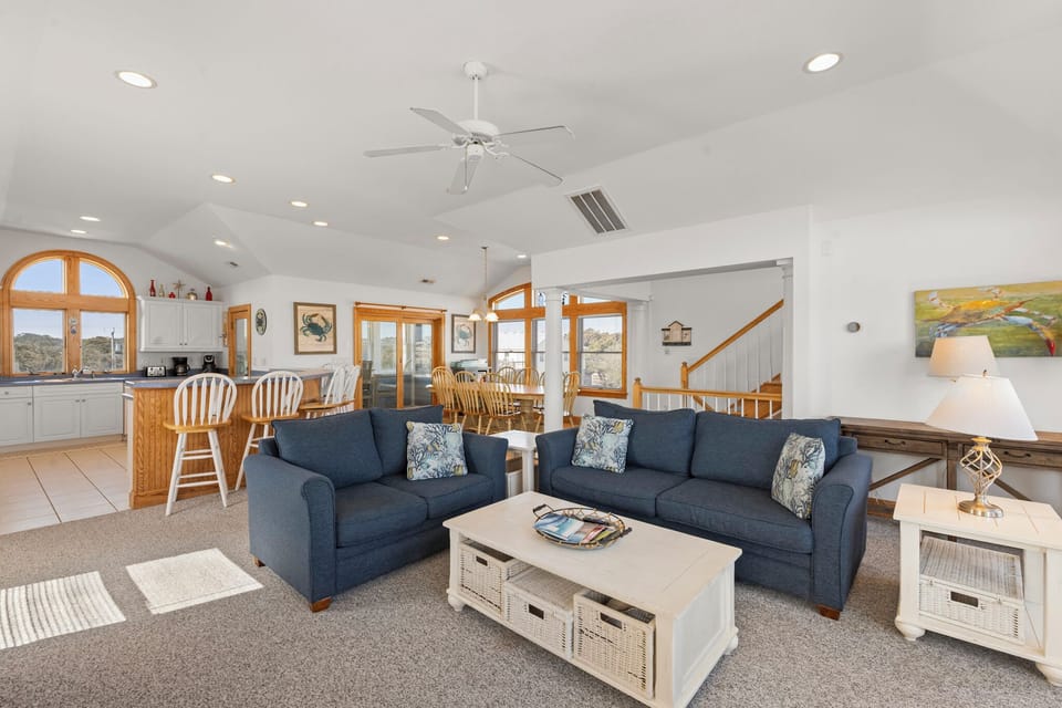NH1201: The Blue Crab | Top Level Living Area