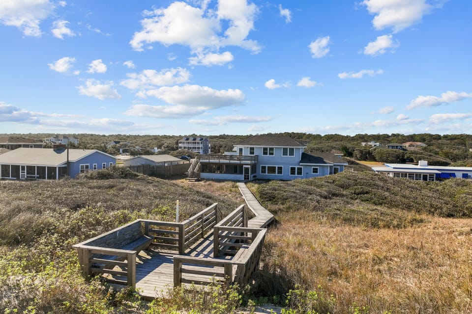 SH118: Bel Isle | Aerial | Walkway | Exterior